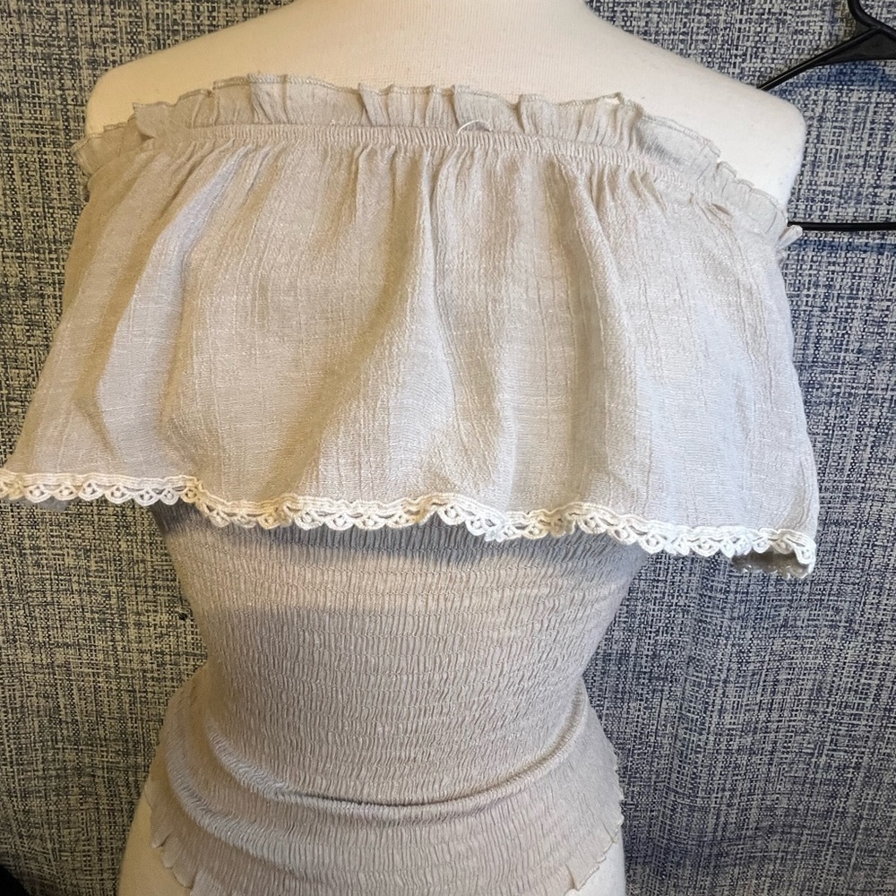 BCX beige Ruffled Blouse with Lace Trim